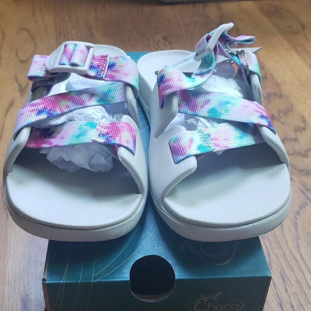 NIB Chaco Chillos Slide Sandal White And Multicolor Tie Dye Print Kids Size 4